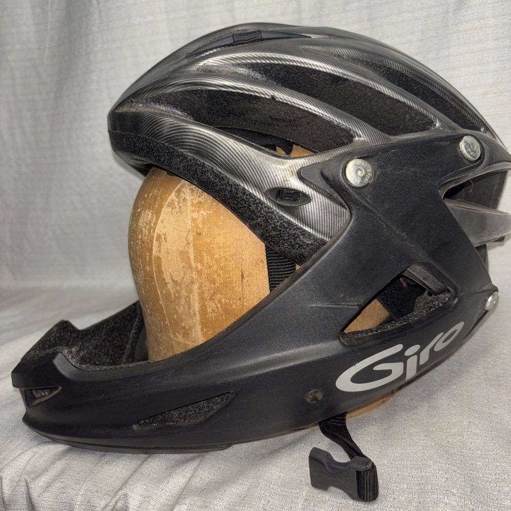 Giro Switchblade MTB Helmet Matte Black Removable Chin Guard Roc Loc Vintage